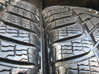 255/45/ R19- Pirelli.m&s . foto 7