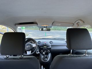 Mazda 2 foto 9