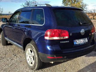 Volkswagen Touareg foto 3