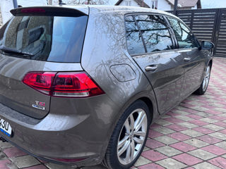 Volkswagen Golf foto 4