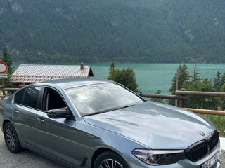 BMW 5 Series foto 2