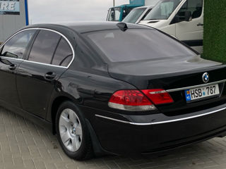 BMW 7 Series foto 8