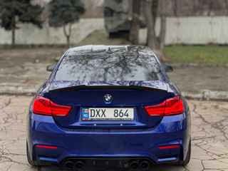 BMW M4 foto 5