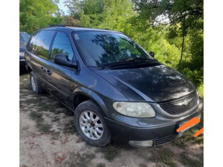 Chrysler Voyager foto 2