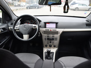 Opel Astra foto 8