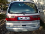 Ford Galaxy foto 2