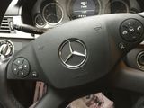 Mercedes E Class foto 3