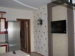 Установить телевизор на стену. Instalarea tv pe perete.Montarea televizorului pe perete. foto 4