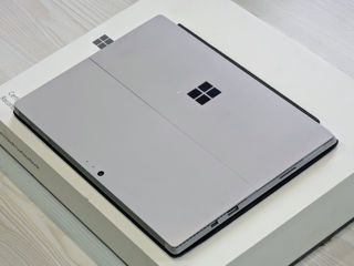 Microsoft Surface Pro 4 2K Touch (Core i5 6300u/8Gb Ram/256Gb NVMe SSD/12.3 PixelSense TouchScreen) foto 9