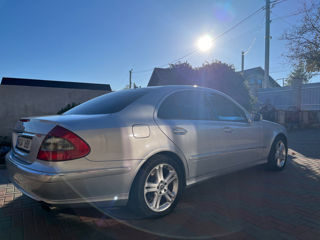 Mercedes E-Class foto 4