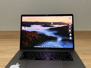 Oferta Specială! MacBook Pro 2018 Disponibil la Preț Redus