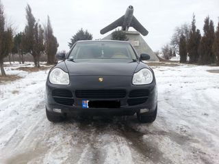 Porsche Cayenne foto 1