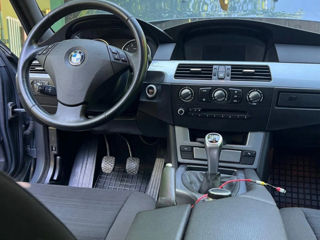 BMW 5 Series foto 1