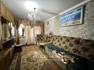 Apartament cu 3 camere, 60 m², Buiucani, Chișinău foto 2