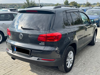 Volkswagen Tiguan foto 5