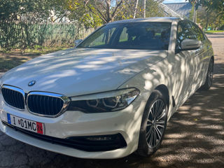 BMW 5 Series foto 8