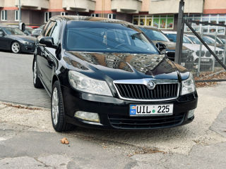 Skoda Octavia foto 2