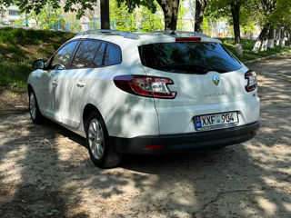 Renault Megane foto 2