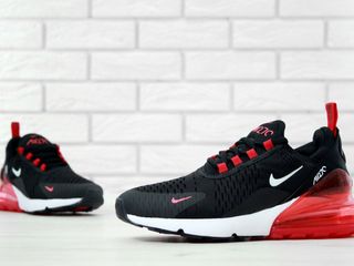 Nike Air Max 270 Black/Red foto 1