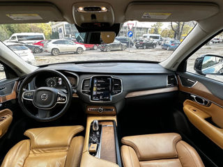 Volvo XC90 foto 8