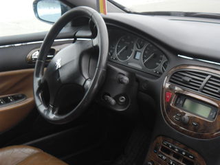 Peugeot 607 foto 6