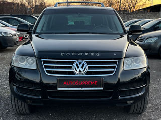 Volkswagen Touareg foto 1