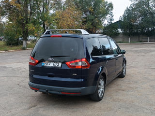 Ford Galaxy foto 4