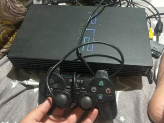 Vând PlayStation 2 foto 2