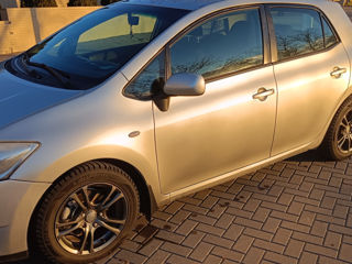 Toyota Auris foto 2