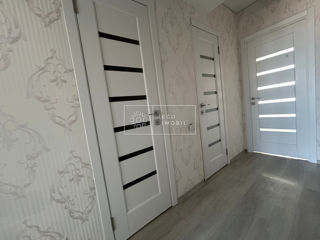 Apartament cu 3 camere, 97 m², Centru, Chișinău foto 8