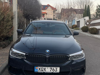 BMW 5 Series foto 2