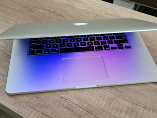 MacBook pro 15 Retina 2015 (i7 4.00Ghz, 16gb, SSD 512gb)