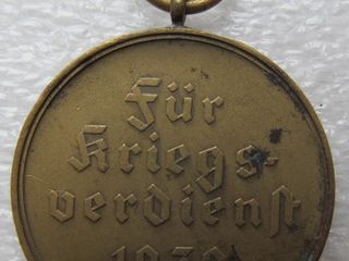 Медали и 2 кружки ГДР foto 3