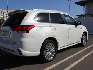 Mitsubishi Outlander foto 5