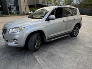 Toyota Rav 4 foto 2