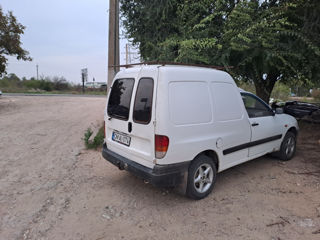 Volkswagen Caddy foto 1