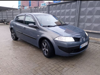 Renault Megane foto 2