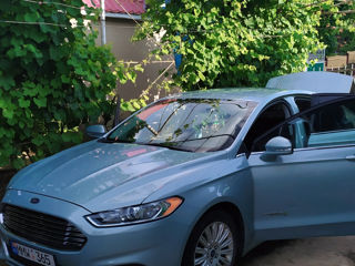 Ford Fusion foto 2