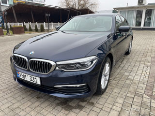 BMW 5 Series foto 2