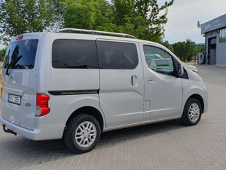 Nissan NV200 фото 2