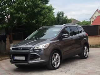 Ford Kuga foto 1