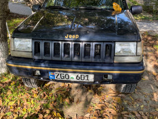 Jeep Grand Cherokee foto 2