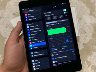 Apple iPad mini 4 128GB Wi-Fi 7.9inch Space Gray foto 3