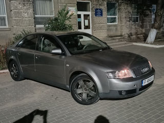 Audi A4 foto 5