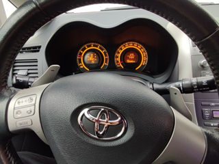 Toyota Auris foto 4