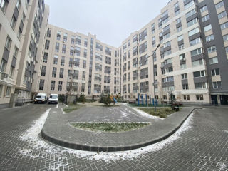 Apartament cu 4 camere, 105 m², Botanica, Chișinău foto 6