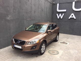 Volvo XC60 foto 2