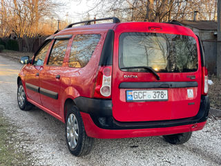 Dacia Logan foto 4