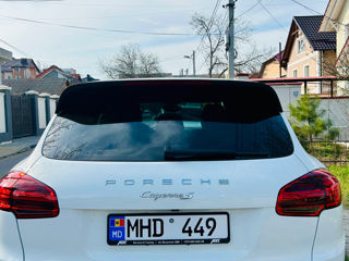 Porsche Cayenne foto 9