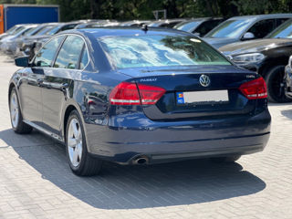 Volkswagen Passat foto 6